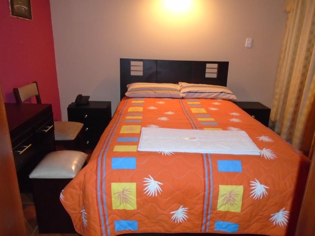 Hotel El Ejido Quito Pokój zdjęcie