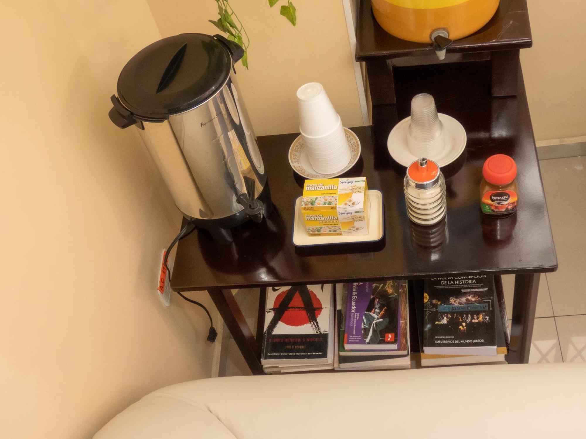 Hotel El Ejido Quito Zewnętrze zdjęcie