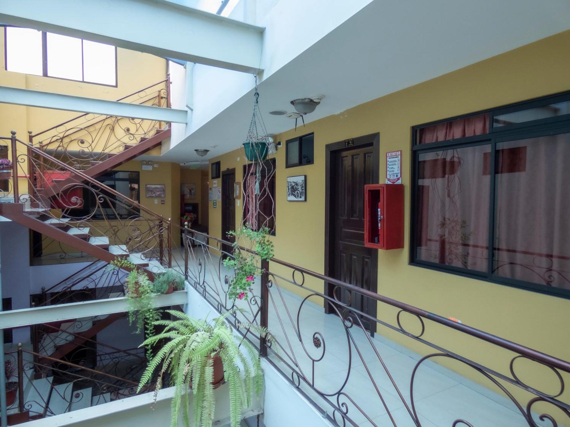 Hotel El Ejido Quito Zewnętrze zdjęcie