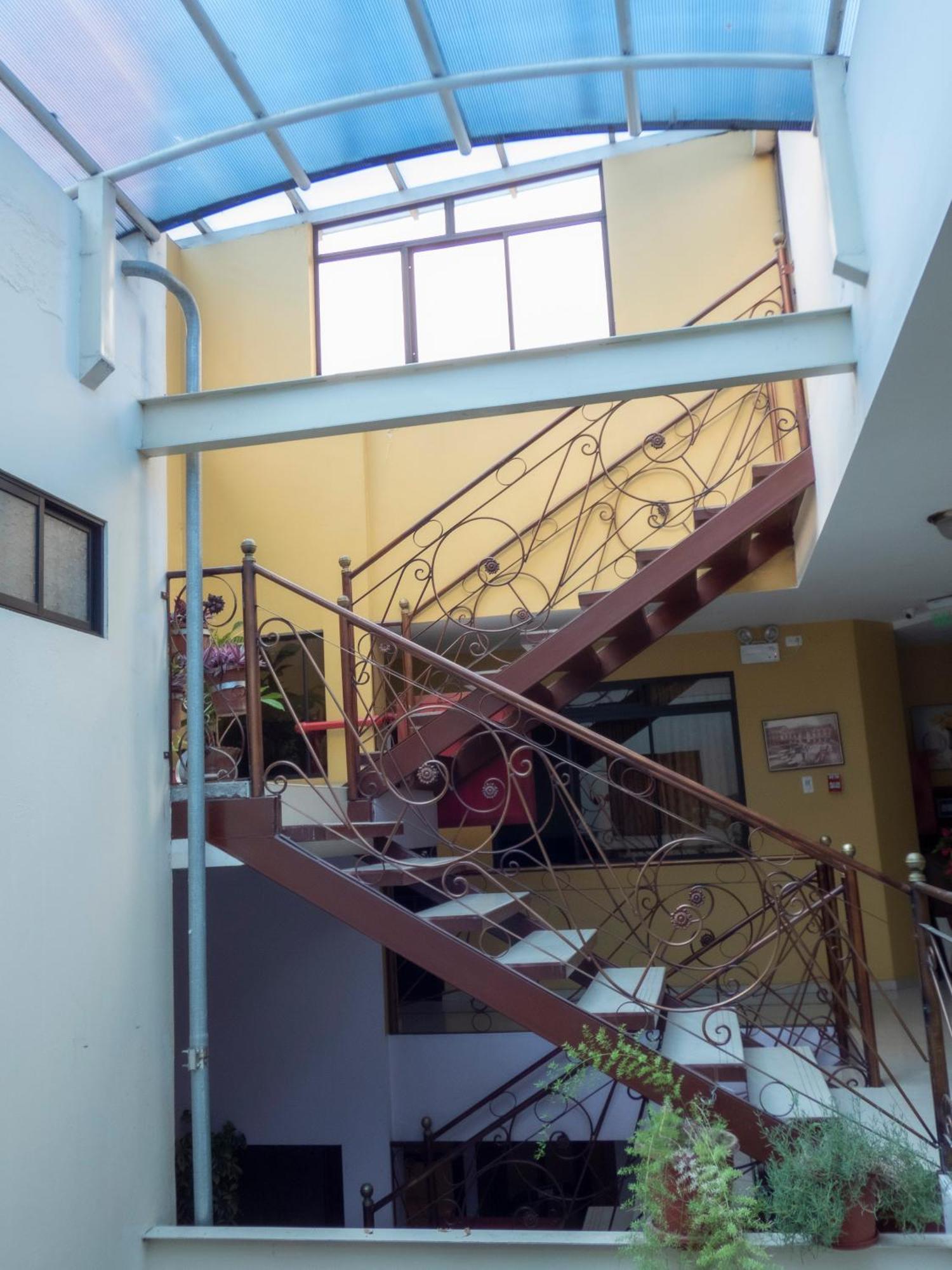 Hotel El Ejido Quito Zewnętrze zdjęcie