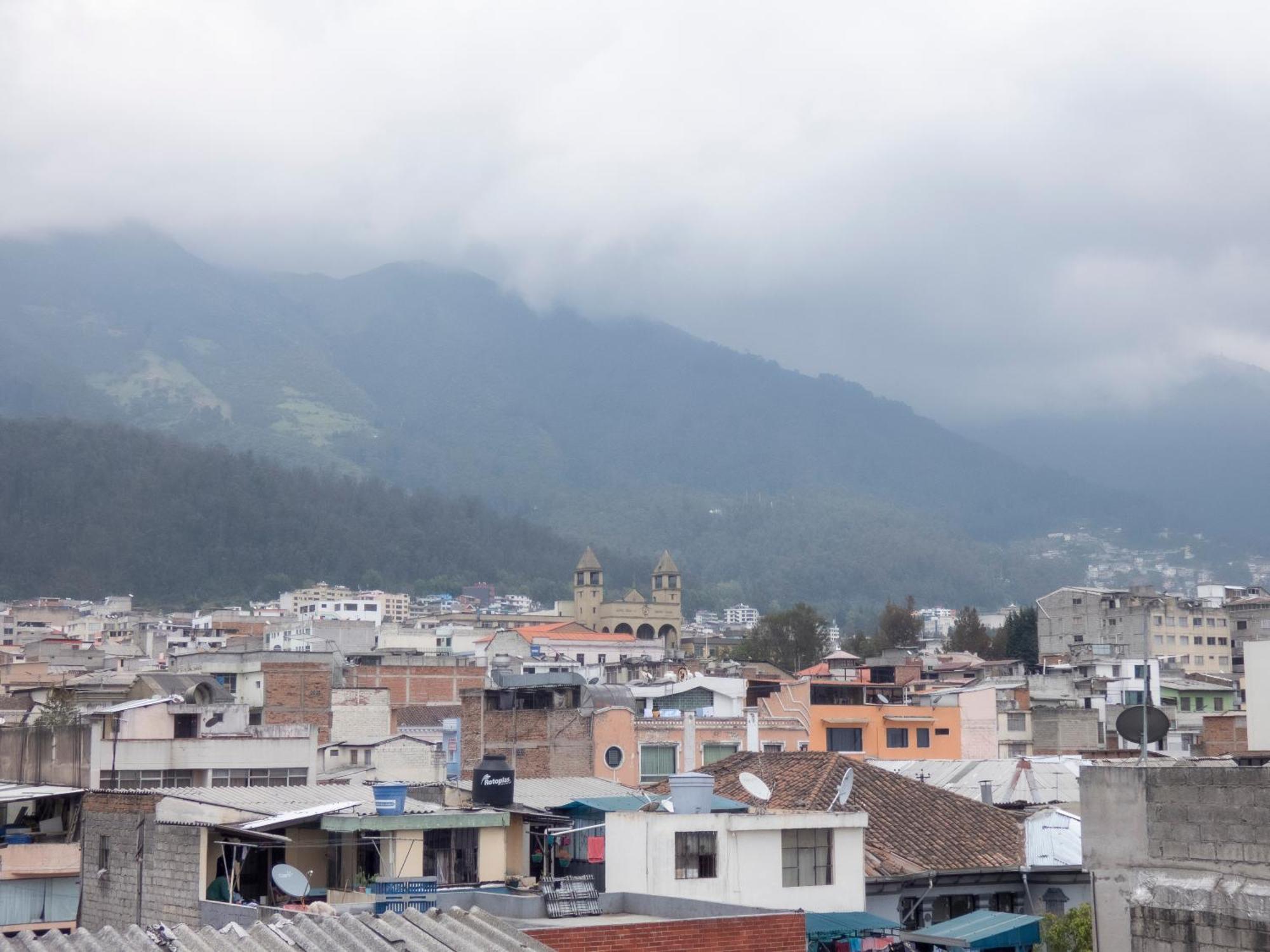 Hotel El Ejido Quito Zewnętrze zdjęcie